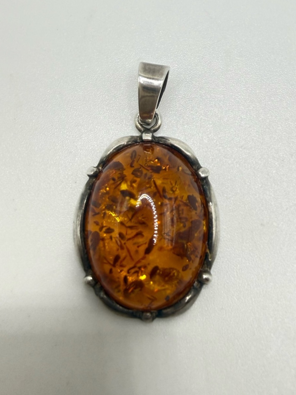 Vintage 925 Sterling Silver Amber Pendant Oval Baltic Style - Picture 1 of 3